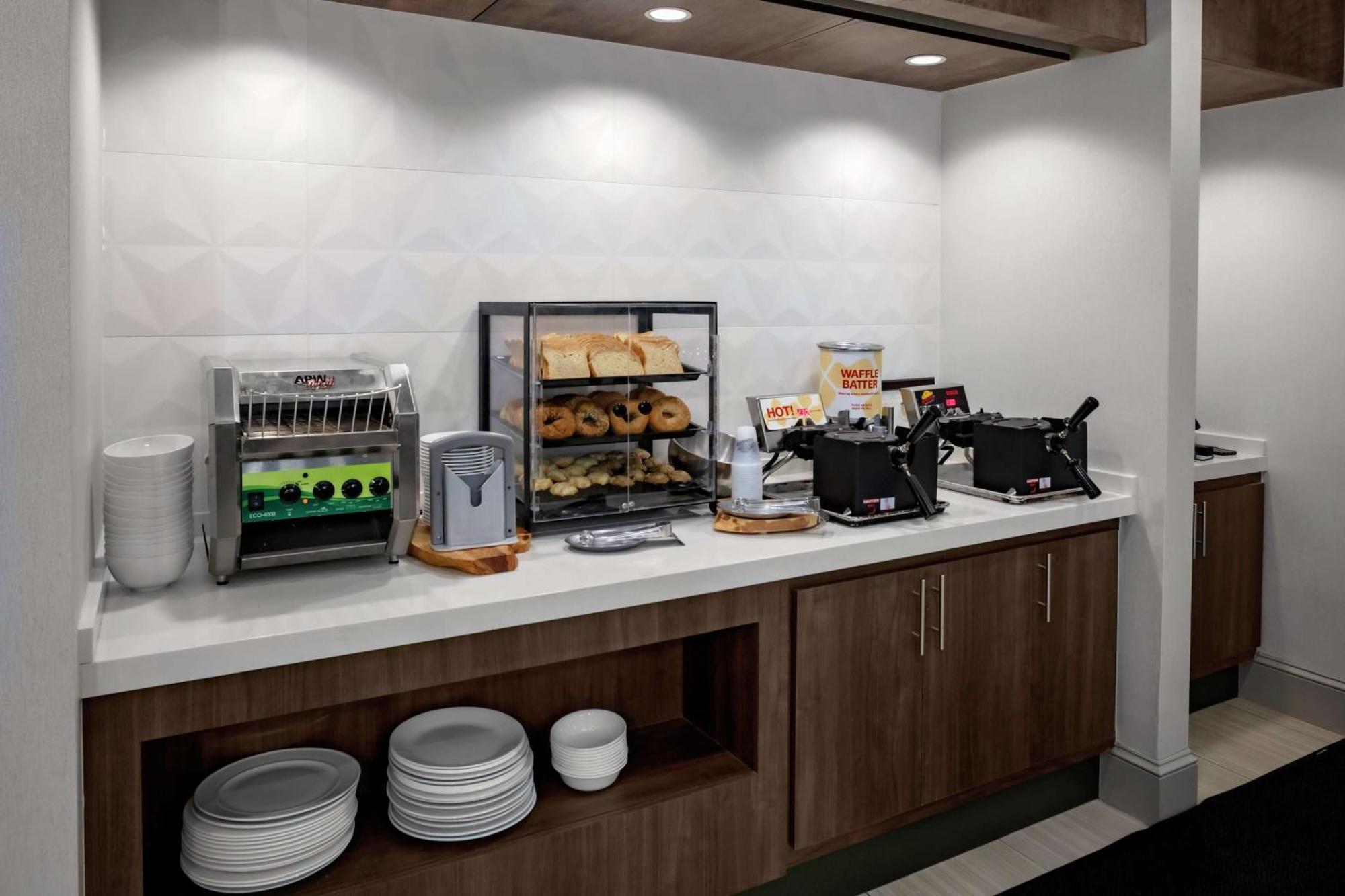Hilton Garden Inn Atlanta Perimeter Center Dunwoody Exteriör bild